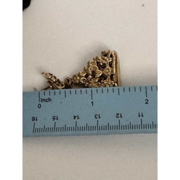 Vintage Accessocraft NYC Blue Cameo Dangle Earrings Goldtone Screwback Signed - Picture 12 of 12